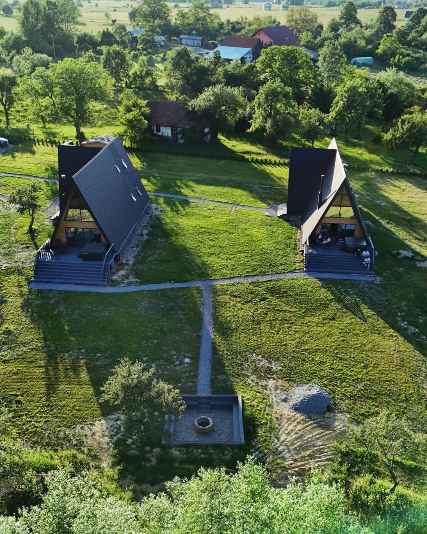 Vino Chalets Bran Sohodol  Exterior photo
