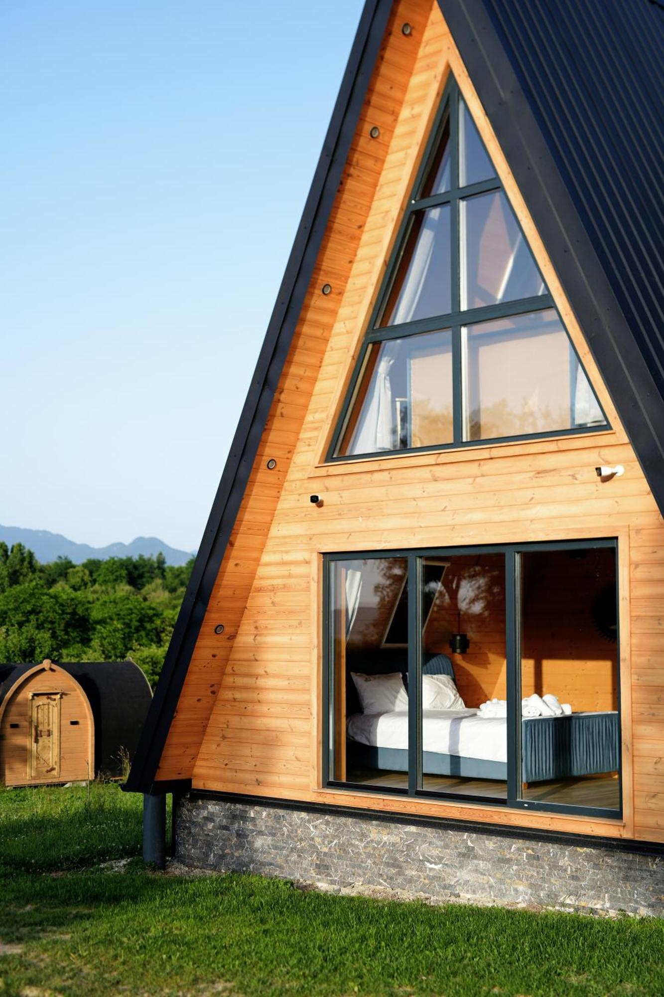 Vino Chalets Bran Sohodol  Exterior photo