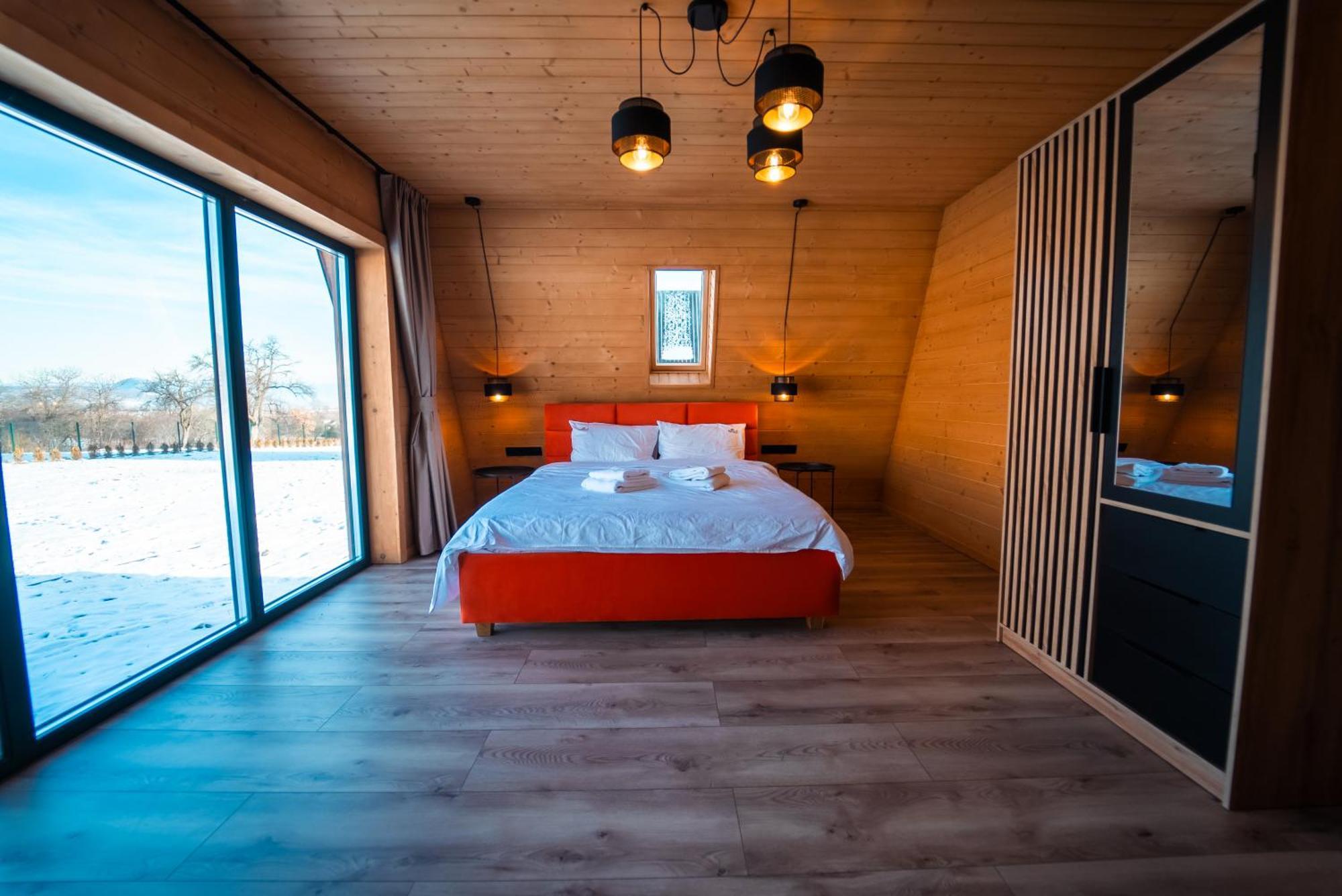 Vino Chalets Bran Sohodol  Exterior photo